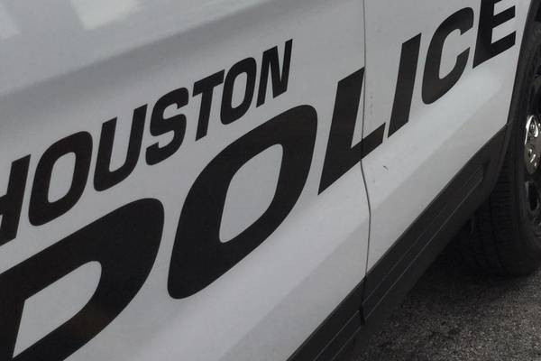 3 Houston officers in stable condition after being shot; suspect in custody