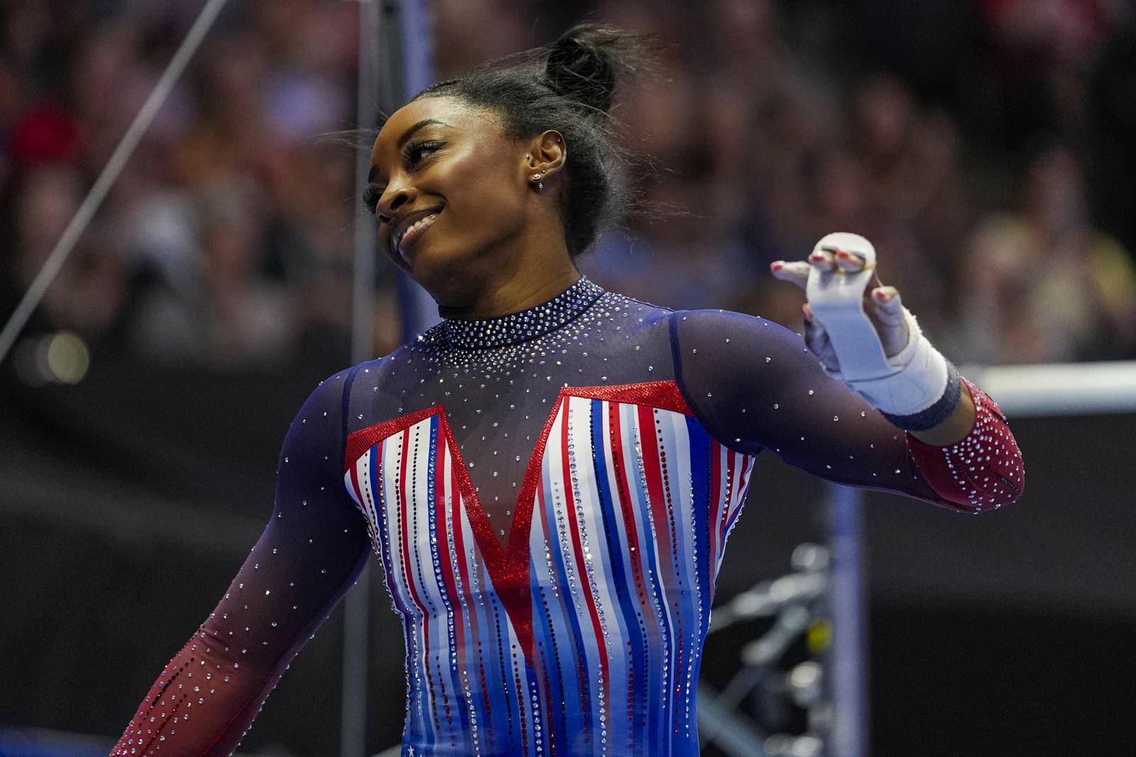 Simone Biles secures third trip to the Olympics after breezing to