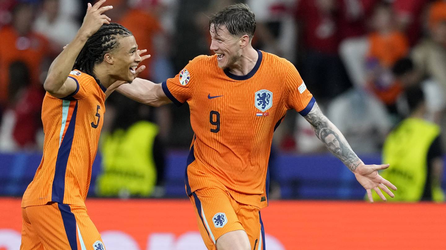 Netherlands into Euro 2024 semifinal against England after beating