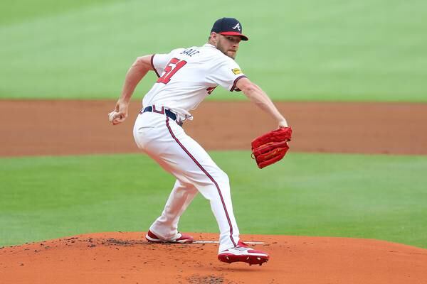 Sale shuts down former team as Braves beat Red Sox
